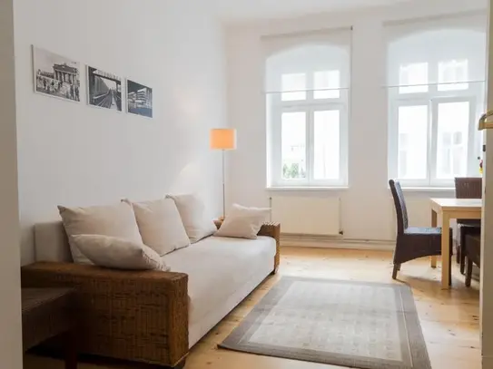 Modern, great home conveniently located, Berlin - Amsterdam Apartments for Rent