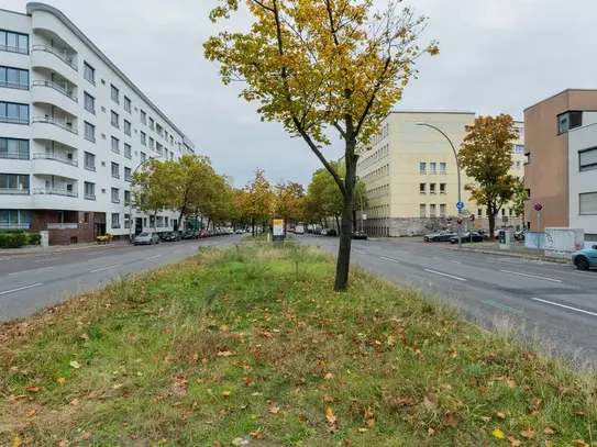 Modern apartment with balcony in prime location