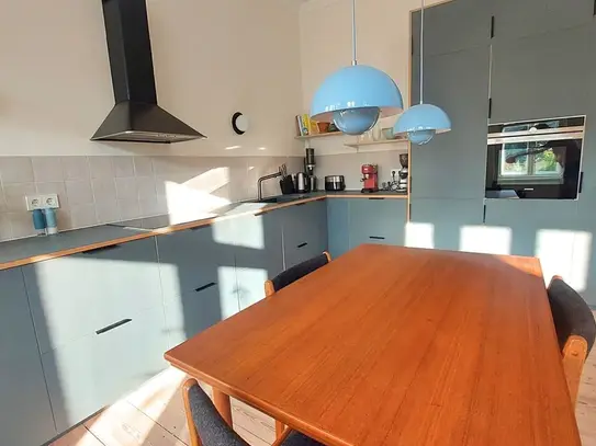 Quiet, sunny and spacious apartment in Neukölln, Berlin - Amsterdam Apartments for Rent