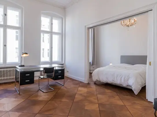 Stylish & grand Gründerzeit apartment with original parquet flooring from the period, Berlin - Amsterdam Apartments for…