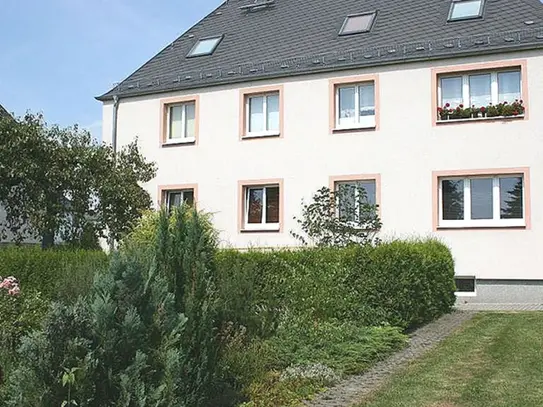 Wohnen im Grünen! Idyllische 2- Raum-Wohnung mit Garten