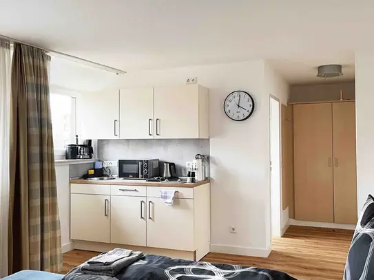 Trendy two-bed studio with kitchen