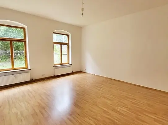 Renovierte 4-Raum-Wohnung in ruhiger Seitenstrasse und Schulnähe