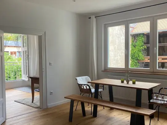 Lichtdurchflutete und toll hergerichtete Altbauwohnung, Erlangen - Amsterdam Apartments for Rent