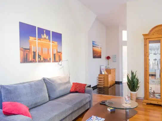 Pretty and quiet apartment close to center of Berlin. Perfect public transportations and very good infrastructur around