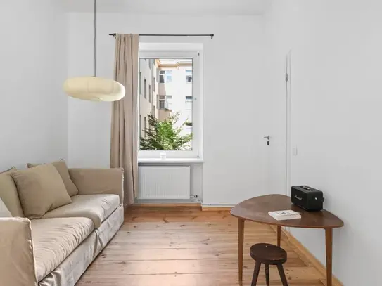 'HOSEA BACK' - Luxury in the heart of Neukölln, Berlin - Amsterdam Apartments for Rent