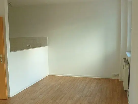 Freundliche Citywohnung mit bester Infrastruktur und Aufzug!