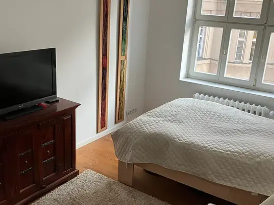 Fully equipped studio appartment near Rathaus Schöneberg