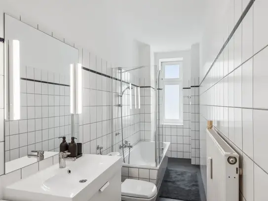 Luxurious 3-Room Apartment in Berlin Pankow - Freshly Renovated and Furnished, First Occupancy!