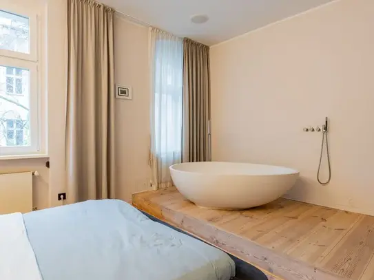 Spacious Luxury Apartment with office and balcony in Prenzlauer Berg Berlin, Berlin - Amsterdam Apartments for Rent