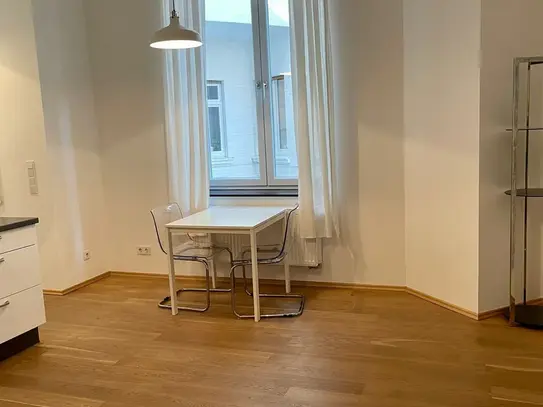 Fashionable & modern studio in Köln