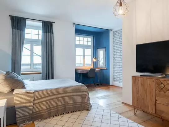 Modern double bedroom in Altstadt-Lehel