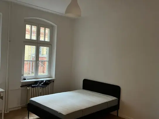 3-bed flat share Lichterfelde near University, Berlin - Amsterdam Apartments for Rent