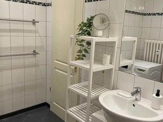 Neat & bright suite located in Moabit, Berlin - Amsterdam Apartments for Rent