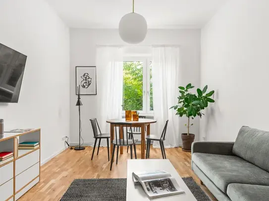 Stilvolle und geräumige 2-Zimmer-Wohnung im trendigen Berlin-Neukölln, Berlin - Amsterdam Apartments for Rent