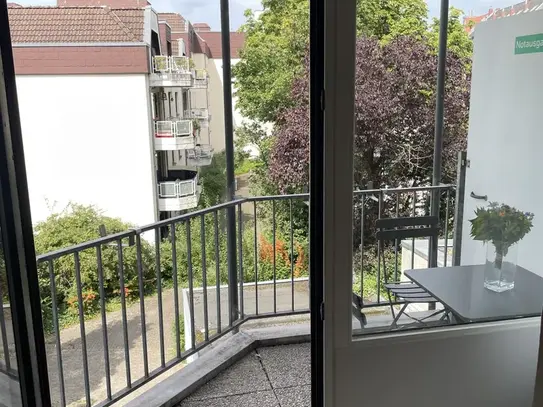 Lovingly furnished and stylish studio in Cologne with balcony