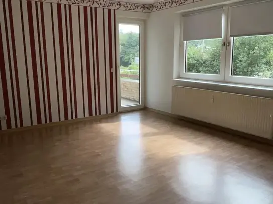 3 Raumwohnung mit Balkon!