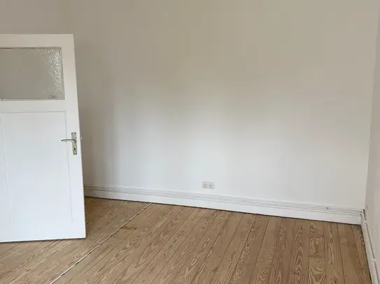 Beautiful big 3,5 rooms apartment in Hamburg Altona