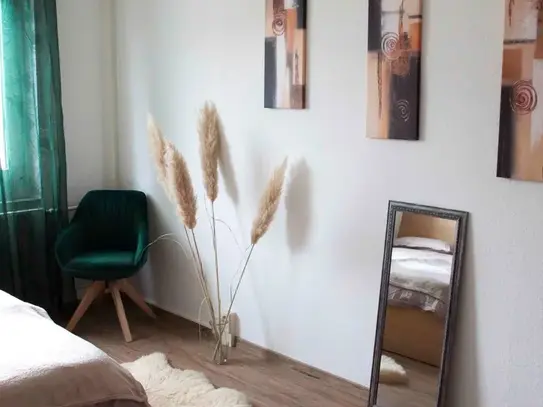 Stylish 2-room apartment - with balcony & Netflix, Jena - Amsterdam Apartments for Rent