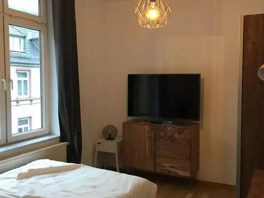 Pleasant double bedroom near Zoo Frankfurt