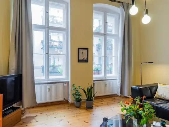 Historic apartment in Kreuzberg with balcony on waterfront plot, Berlin - Amsterdam Apartments for Rent