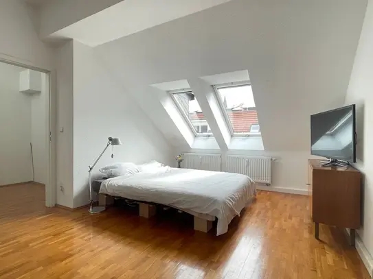 Sunny apartment on 2 floors in the heart of Mitte