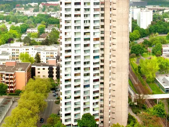 Frisch renovierte 2 Zimmer Wohnung im Zentrum Vogelstangs!