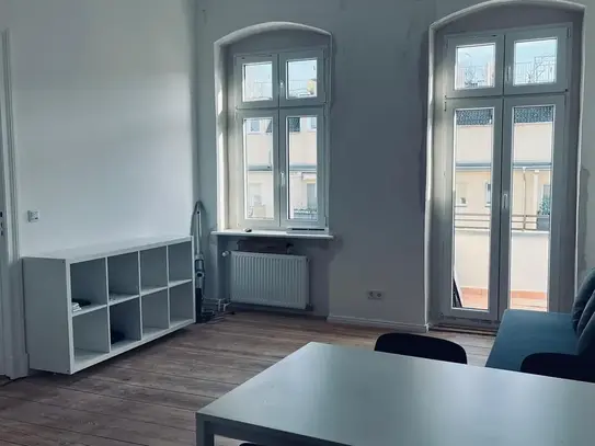 Furnished Flat in Moabit long term rent with balcony