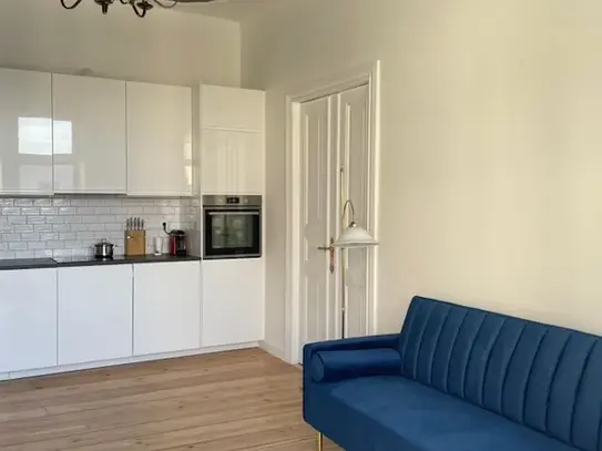 Refurbished Altbau 2.5-room flat, Berlin - Amsterdam Apartments for Rent