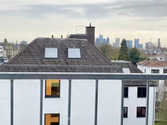 Living in a penthouse in Frankfurt, with balcony for smokers and parking space