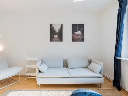 Adorable apartment in the town-house in a quiet district in Pankow, Berlin - Amsterdam Apartments for Rent