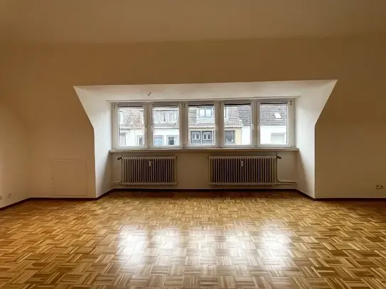 MÖBILIERTE 3 ZIMMER MASSIONETTE WOHNUNG IN KREFELDS INNENSTADT ZU VERMIETEN!