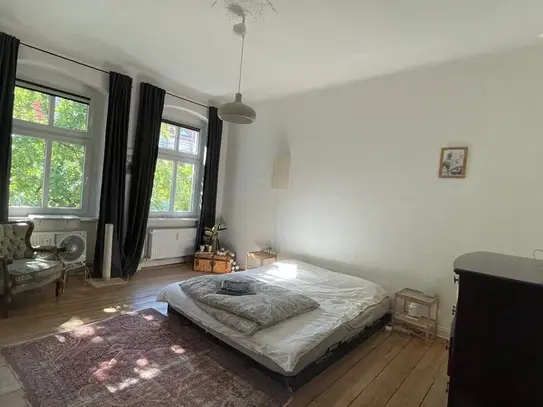 Beautiful Altbau Apartment with two balconies in Kreuzkölln, Berlin - Amsterdam Apartments for Rent