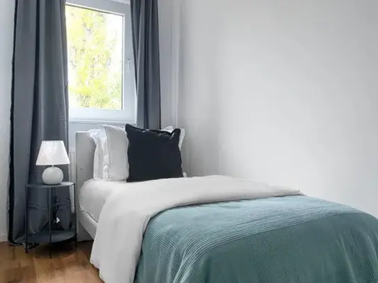 2 Bedroom Flat in Charlottenburg, Berlin - Amsterdam Apartments for Rent