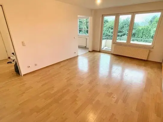 Nette Nachbarn gesucht - renovierungsbedürftige 3 Zimmer Wohnung in Berlin Blankenburg.