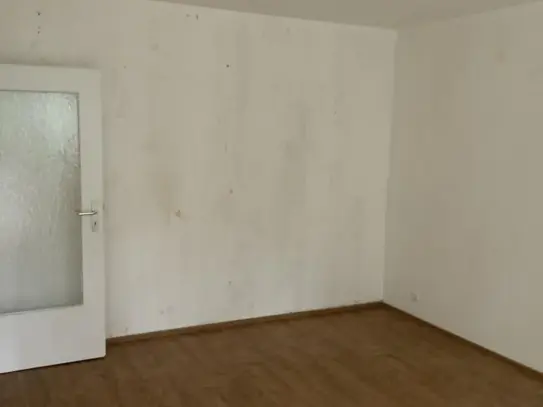 4-Zimmer-Wohnung in Monheim am Rhein Baumberg mit neuem Badezimmer