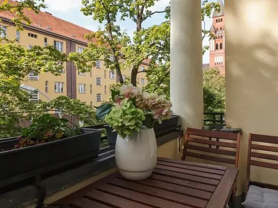 Bright and cozy 2 room apartment in Friedenau with a balcony and a view of the countryside, Berlin - Amsterdam Apartmen…