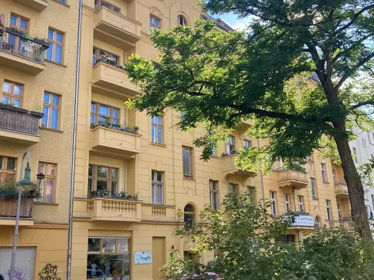 Charming Altbau duplex apartment in Friedrichshain, Berlin - Amsterdam Apartments for Rent