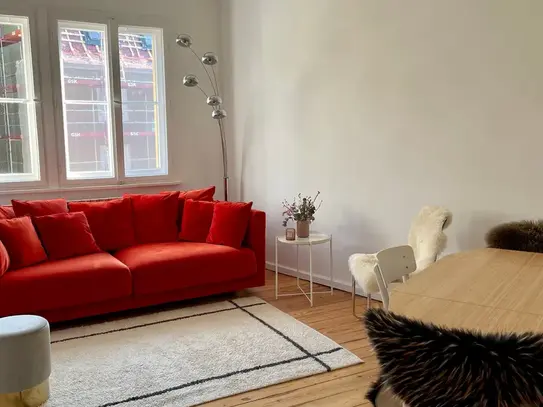 Centrally Located and Stylishly Furnished Apartment at Rosa-Luxemburg-Platz, Berlin