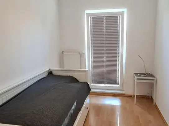 Large apartment, quiet, 12 minutes to the center