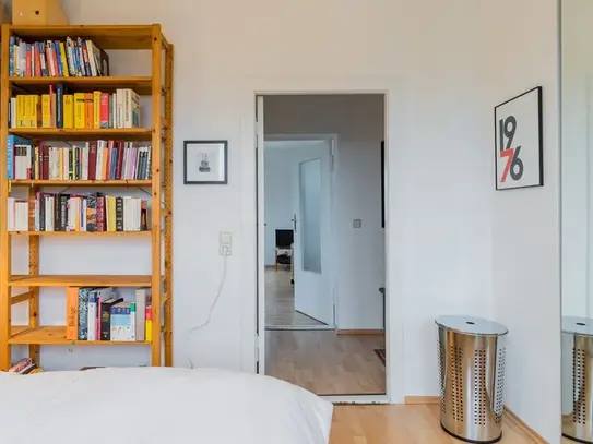 Bright and tasteful one-bedroom centrally located in the heart of Berlin (Moabiter Werder, near Hauptbahnhof), Berlin -…