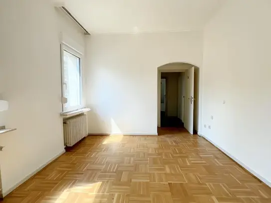 GROßZÜGIGE 2-ZIMMER WOHNUNG IN KREFELDER INNENSTADT ZU MIETEN!