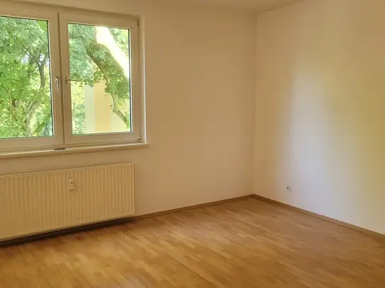 *Balkon* 3-Zimmer-Wohnung