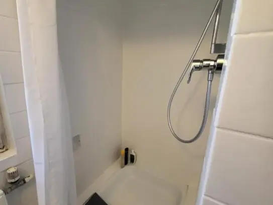 Mini-apartment with external bathroom