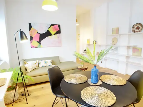 Bright design apartment centrally located at Antonplatz Berlin-Weißensee