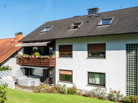 Schicke Dachgeschosswohnung mit Gartennutzung in toller Hanglage von Bielefeld Stieghorst