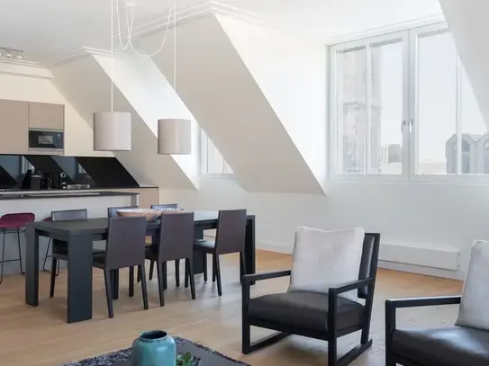 Chic penthouse in Düsseldorf city center with two bedrooms and luxury amenities, Dusseldorf - Amsterdam Apartments for…