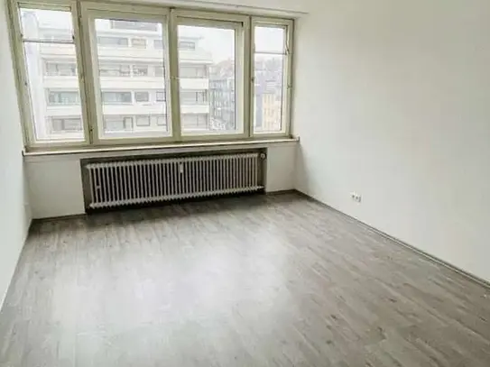 Renovierte 2 Zimmer am Loh mit Balkon!