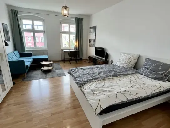 Smart 2 room apartment in Friedrichshain