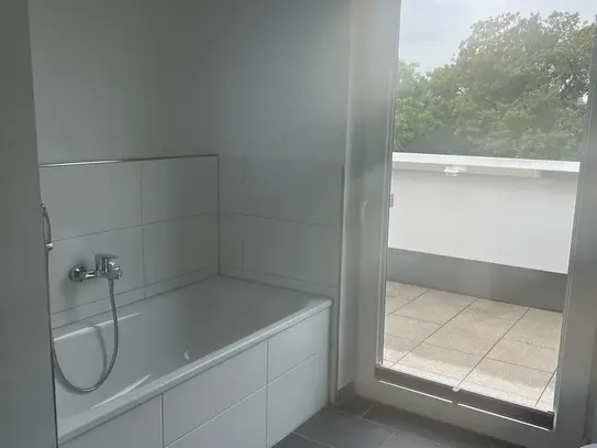 W43 - 4 Zimmer PenthouseWohnung mit ca. 58 m² Dachterrasse